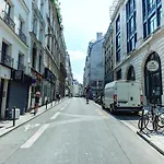 Modern Studio - Rue Poissoniere - 20 Sqm